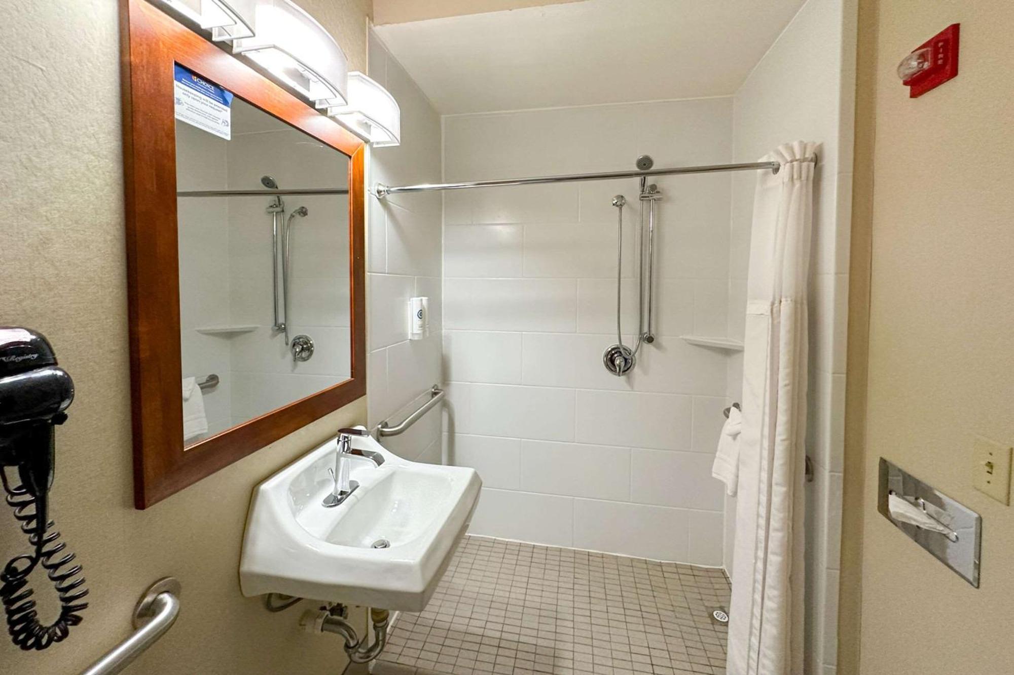 Hotel Comfort & Geneva- West Chicago Geneva