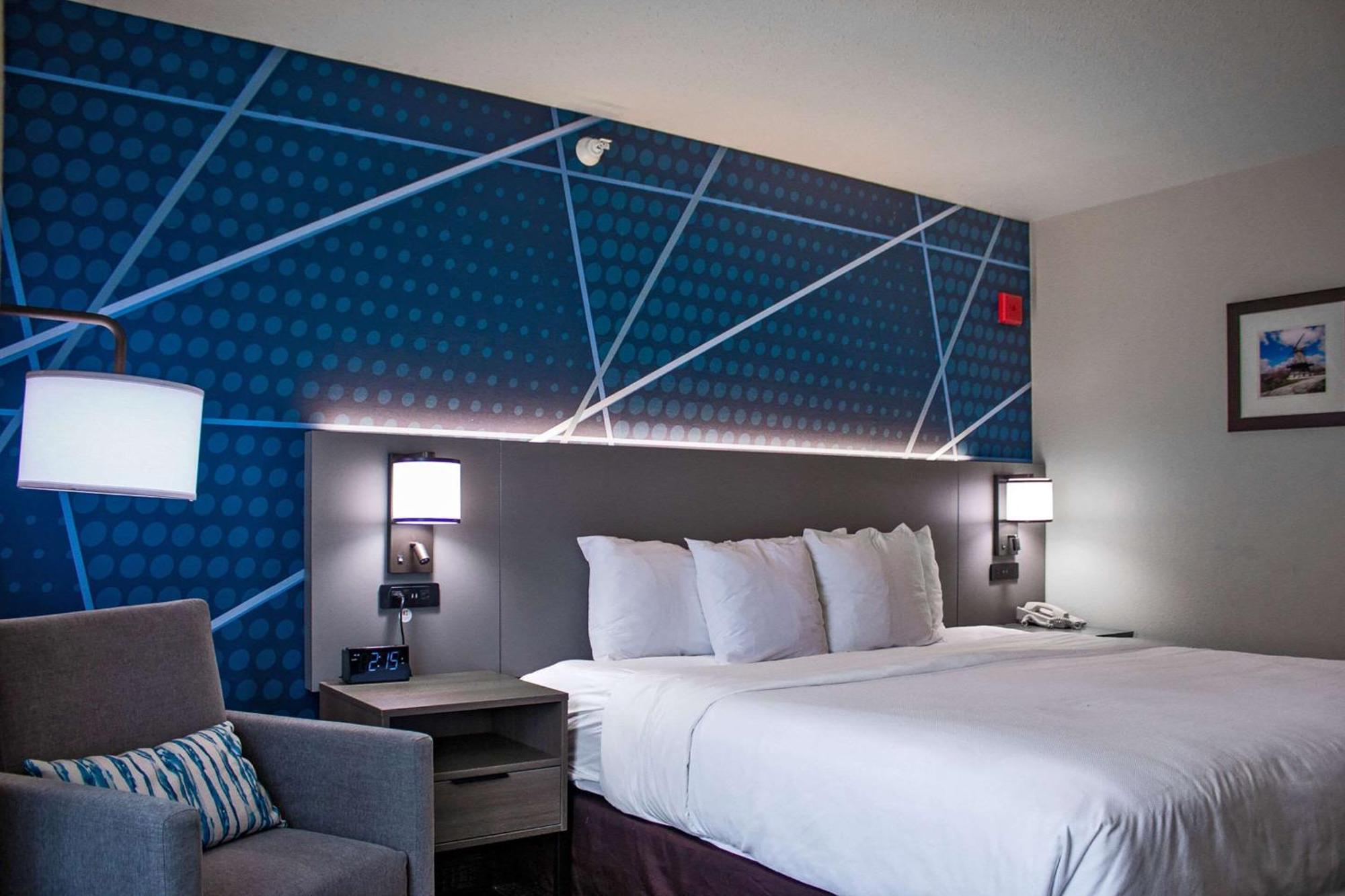 Comfort & Geneva- West Chicago 3* Geneva