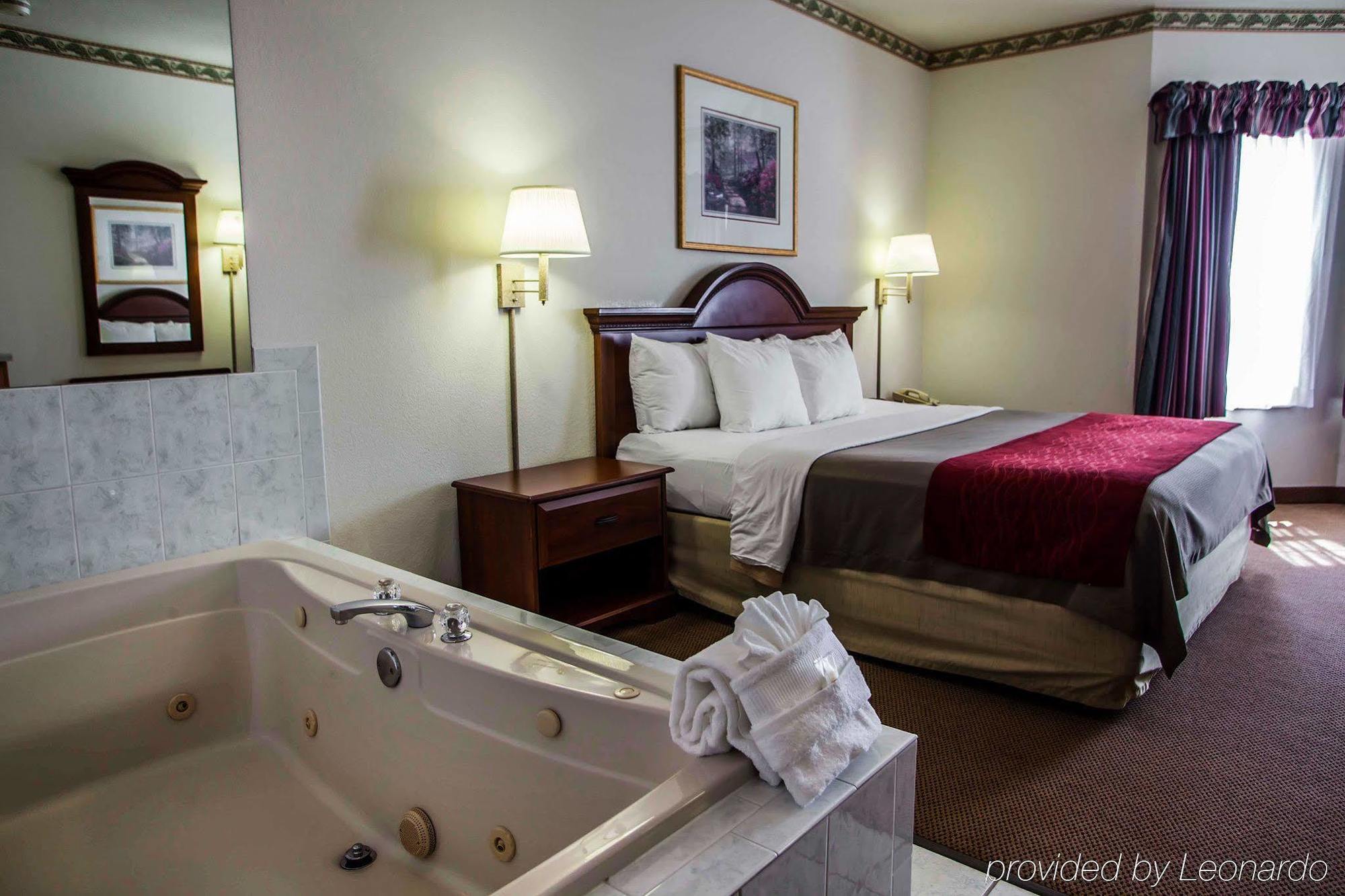 Comfort & Geneva- West Chicago Hotel Geneva